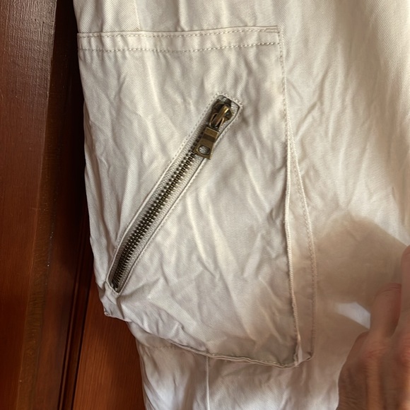 Young Fabulous & Broke Tencel
Cargo Joggers Small - Picture 2 of 6